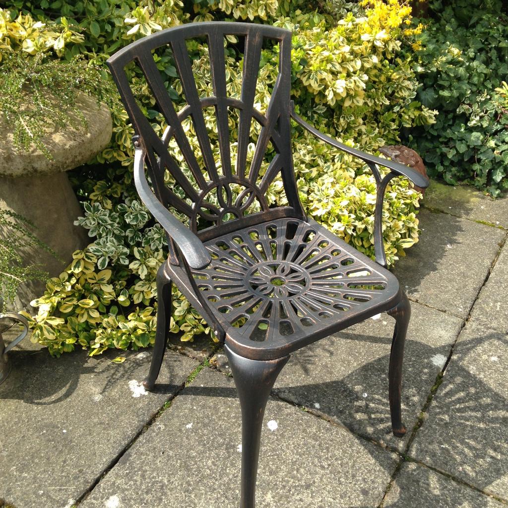 Metal Garden Chair in South Derbyshire for £12.00 for sale Shpock