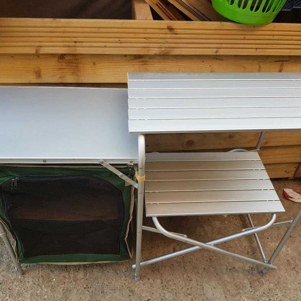 Hi Gear Camp Kitchen Trio KA031 in CH7 Brighton for £30.00 for sale