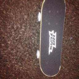 Hi this is a skateboard that has clear signs of use but still works fine 
Any questions just ask 
Thanks