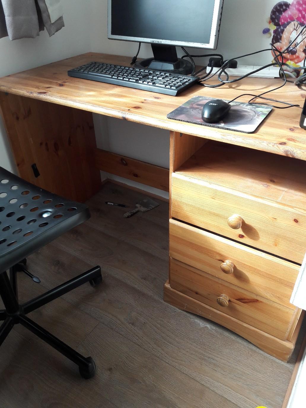 Desk in Manchester für 30,00 £ zum Verkauf Shpock DE