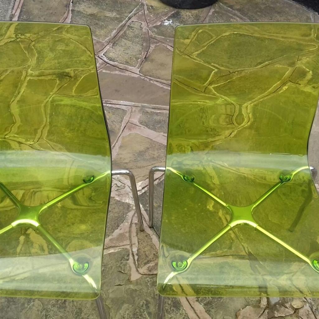 john lewis acrylic gel chairs in FY3 Bispham für £ 40,00 zum Verkauf