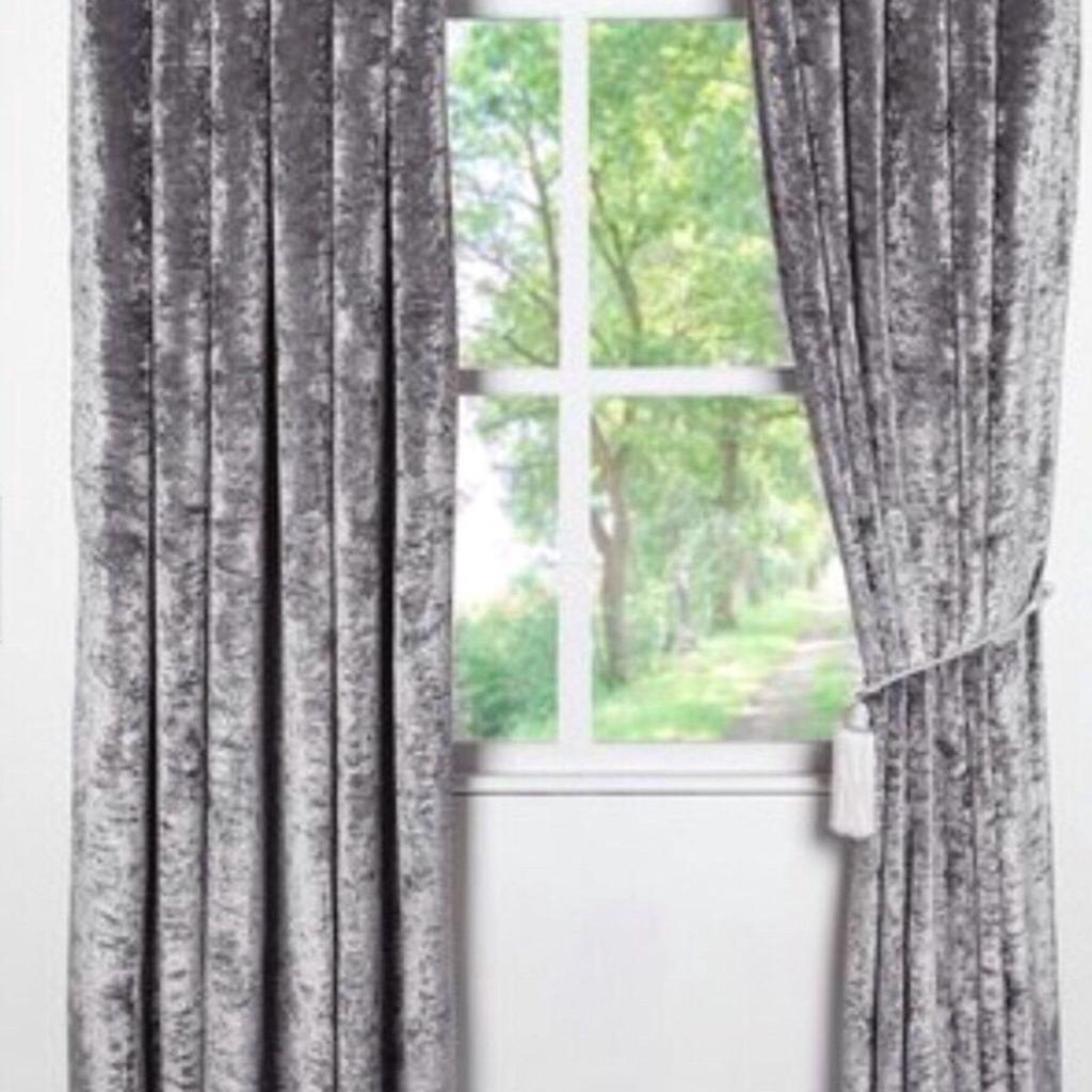 Crushed Velvet Curtains in L14 Liverpool für £ 42,00 zum Verkauf