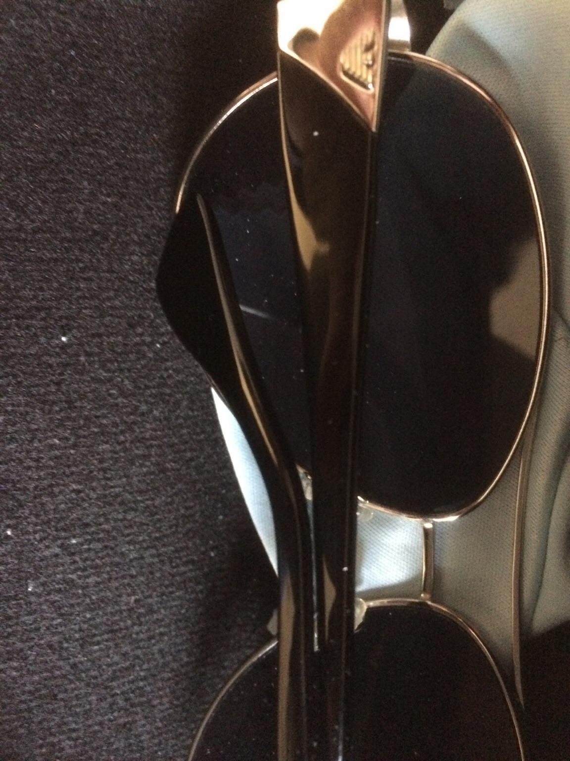 Armani Sunglasses in TS4 Middlesbrough für 15,00 £ zum Verkauf