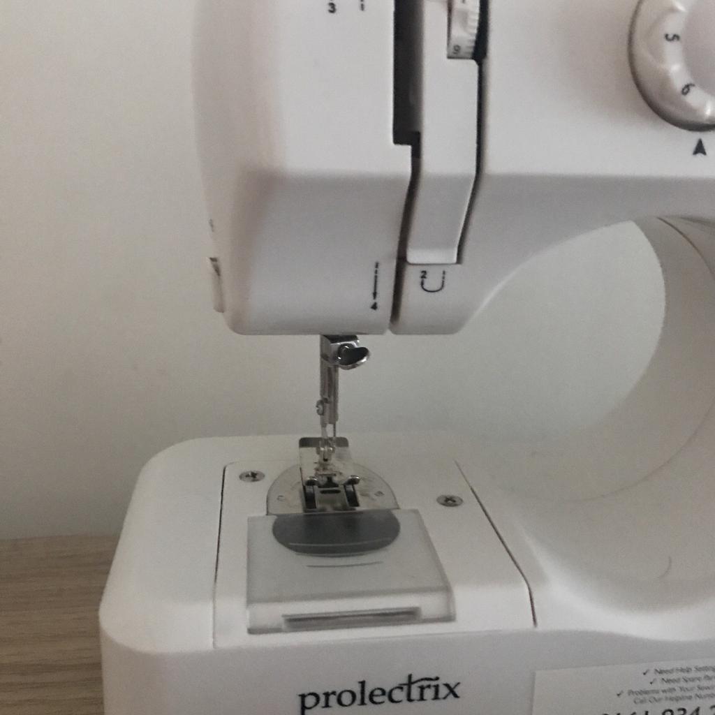 Prolectrix 8 stitch sewing machine in SE19 Croydon for £20.00 for sale