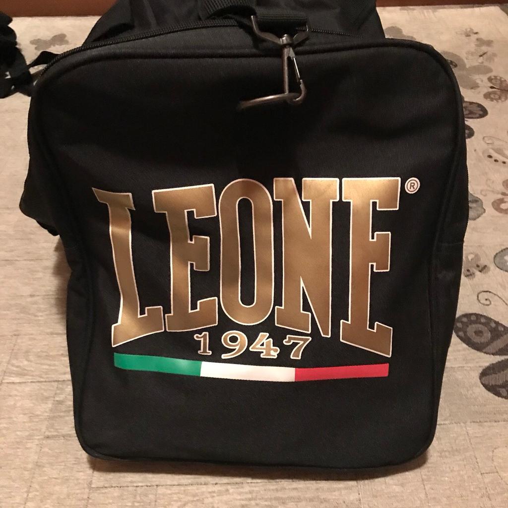 Borsone Leone in 24036 Bonate Sotto für € 50,00 zum Verkauf