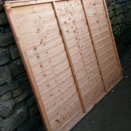 Single fence panel 6ft by 5ft brought from Jewson for a project but plans have changed so no longer needed. Paid £28 will take £10 so come and take it away. Will obviously need a van to transport. Timewasters like Lily R will be reported, don't waste my time.