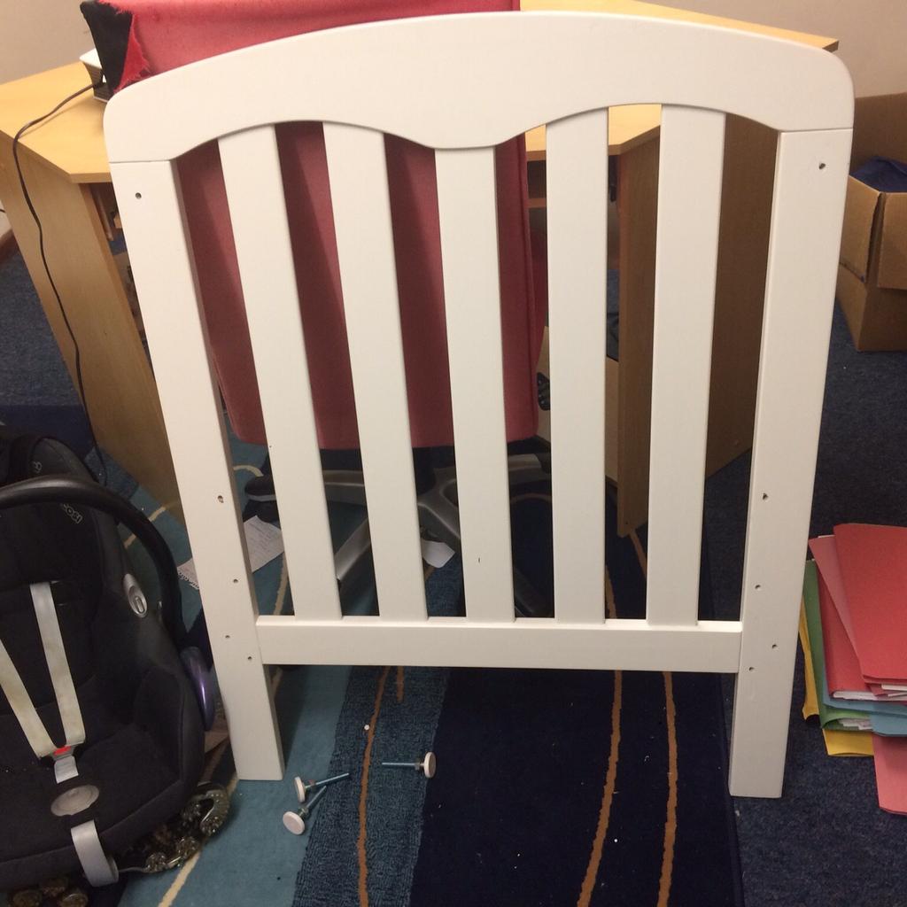 John Lewis cot bed in RH1 Banstead für 45,00 £ zum Verkauf Shpock DE