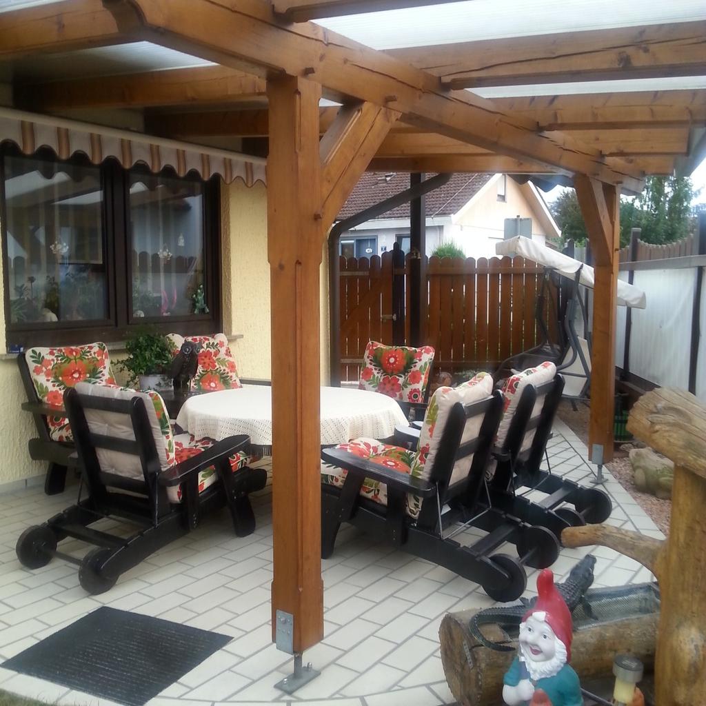 Gartenmöbel aus Vollholz in 76756 Bellheim für 50,00 € zum Verkauf