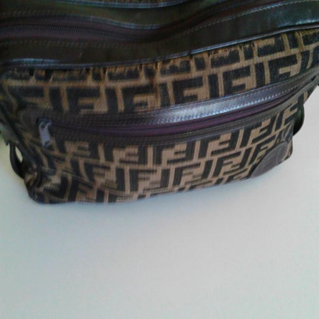 Fendi Borsa a tracolla in 76121 Barletta for €40.00 for sale | Shpock