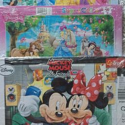 3xPuzzle je 30 Teile. 
-Mickey Mouse & Friends und
-2xDisney Princess.
Top Zustand!