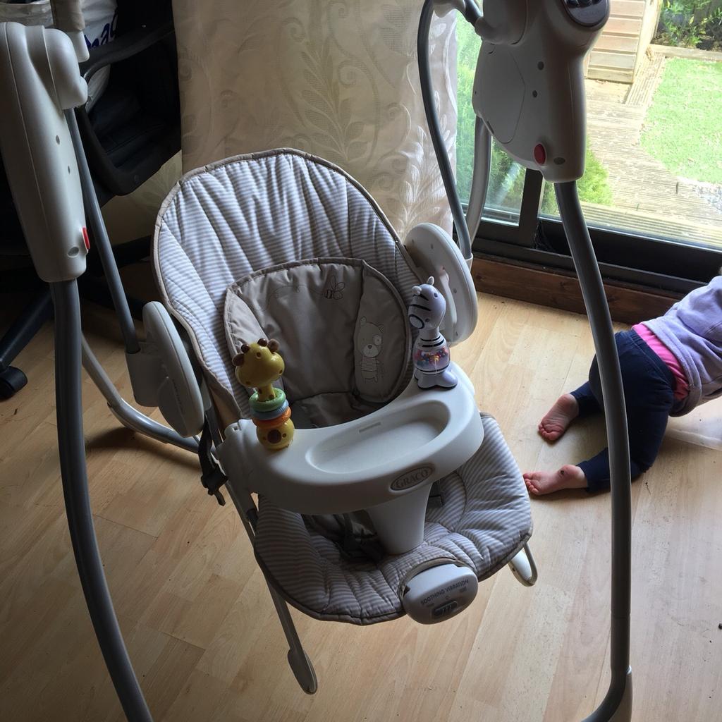 Graco 2 in 1 Baby Swing and Bouncer in RG12 Green for £20.00 for sale