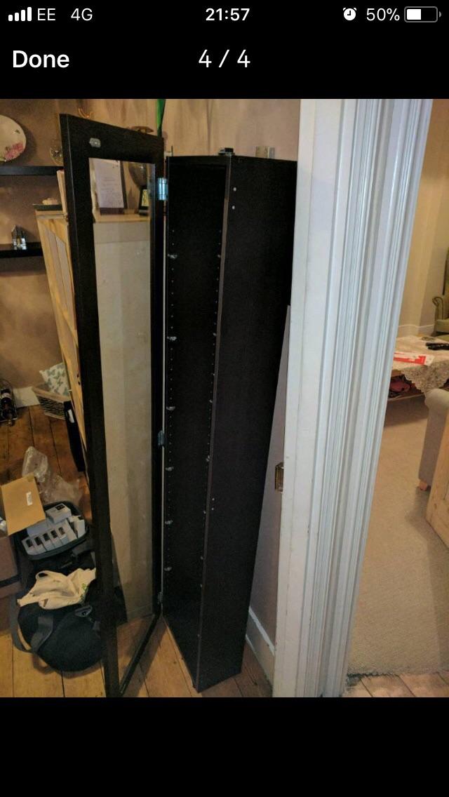 IKEA Bertby Wall Mounted Display in BR2 Bromley for £30.00 for