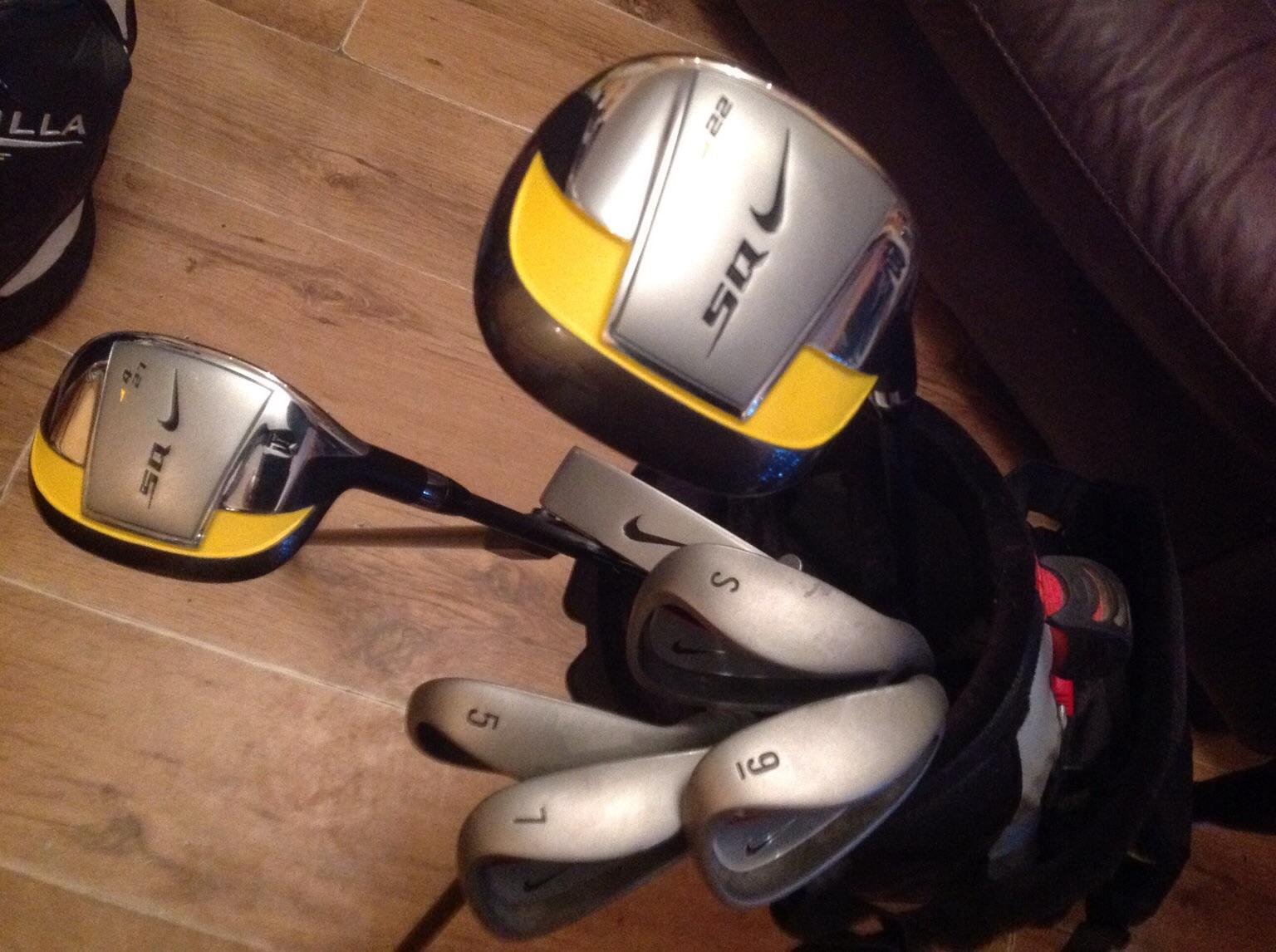 Nike Kids golf clubs in B77 Tamworth für 45,00 £ zum Verkauf Shpock DE