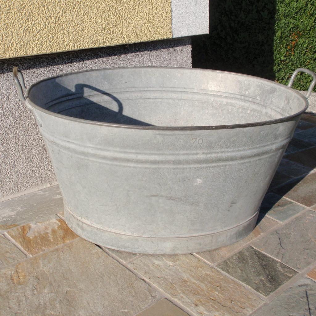 Zinnwanne 70 Liter Zinkwanne Bottich Kübel B in 4755 Zell an der Pram