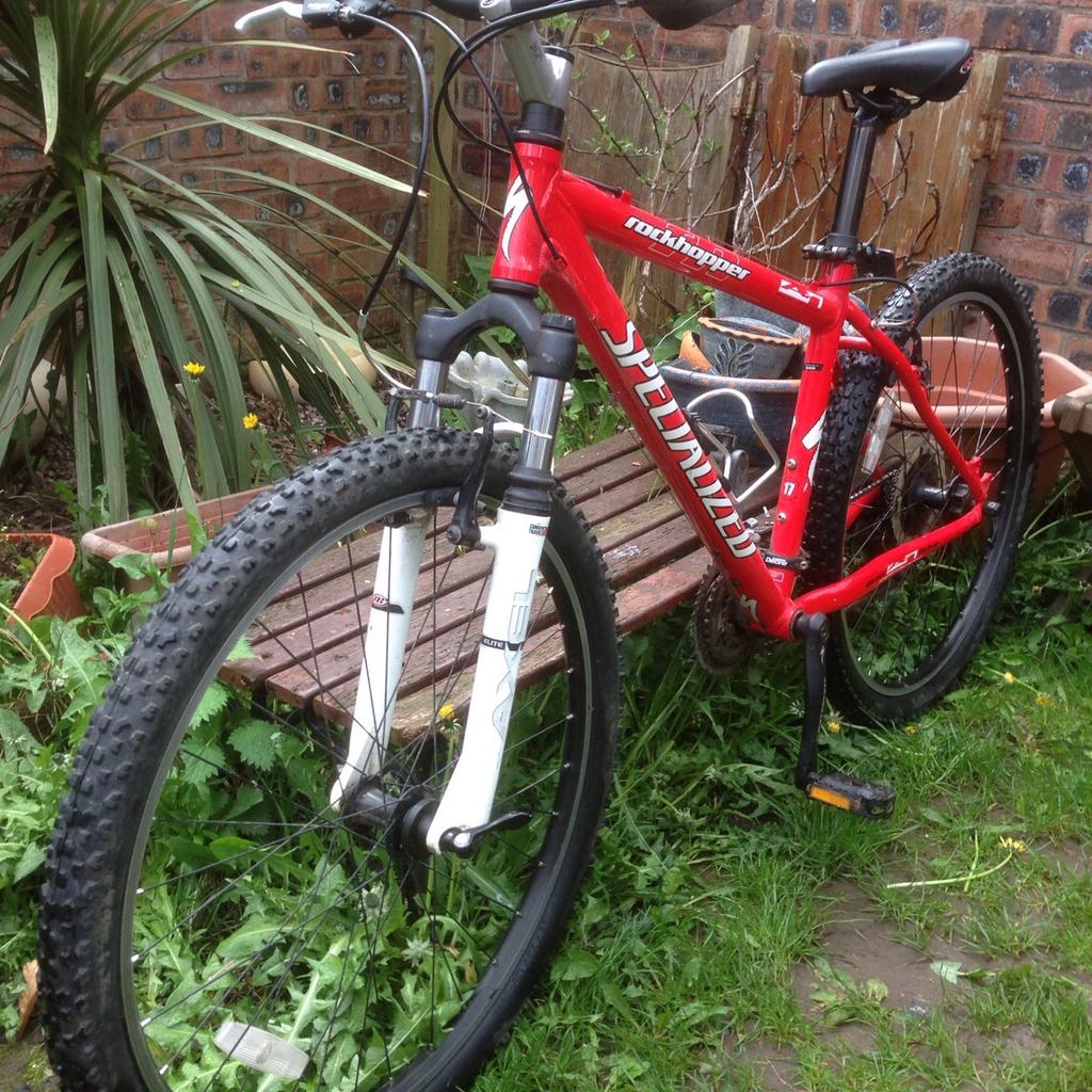 Specialized Rockhopper 27 Speed MTB Bike in M13 Manchester for