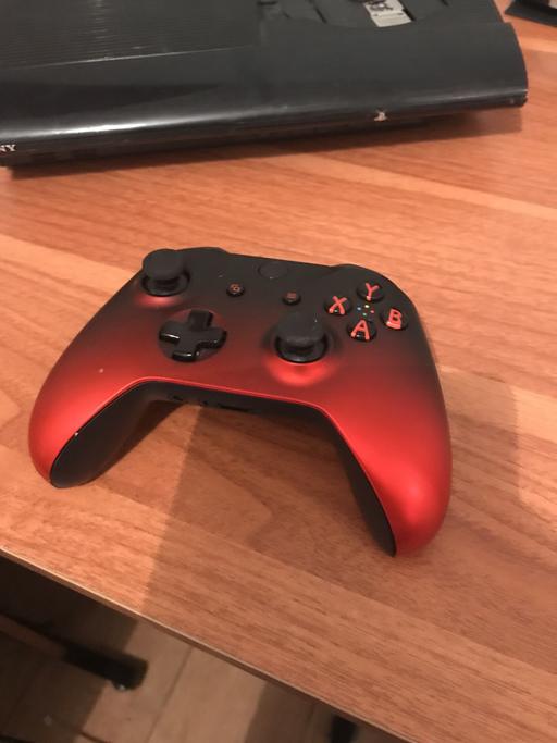 Buy & Sell Chigwell Epping Forest - Photos for Xbox one controller