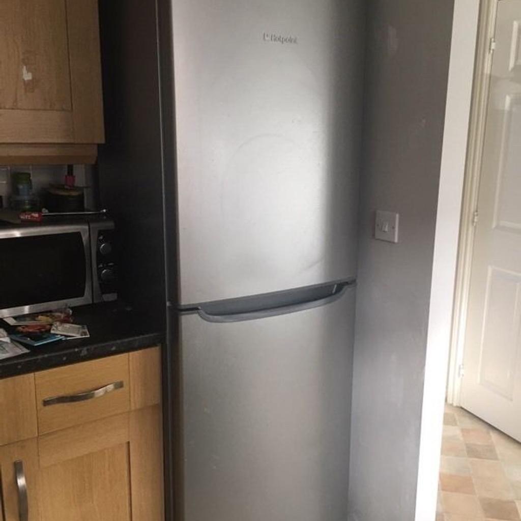Hotpoint Frost Free Fridge Freezer FFP187M in BN20 Eastbourne for £130.