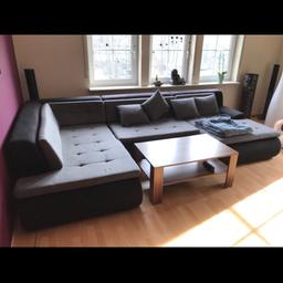 Schöne moderne Couch wegen Umzug zu verkaufen Vb 180€