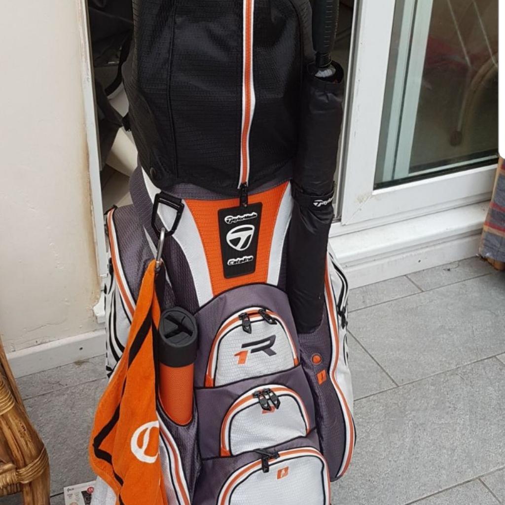 Taylormade R golf bag white/orange. Mint in RM10 Dagenham for £60.00