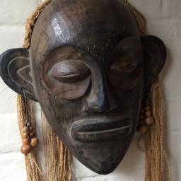 Large African mask great condition
