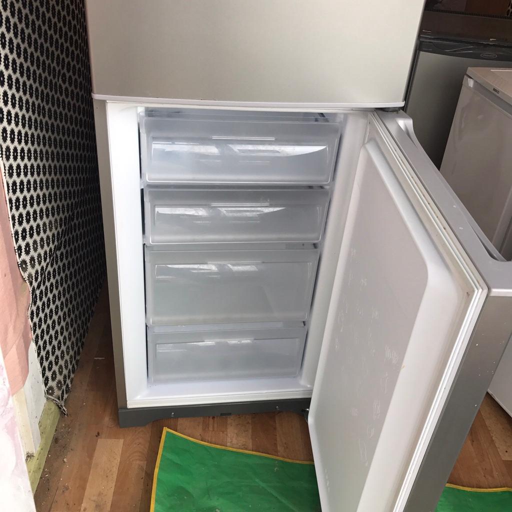 Hotpoint Frost Free Fridge Freezer FFP187M in BN20 Eastbourne for £130. ...