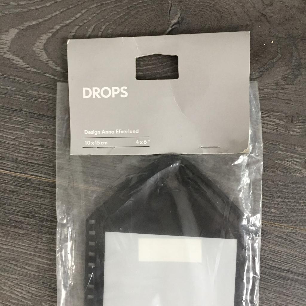 2 IKEA FILM STRIP PHOTO COLLAGE FRAME NEW in B68 Sandwell für 5,00