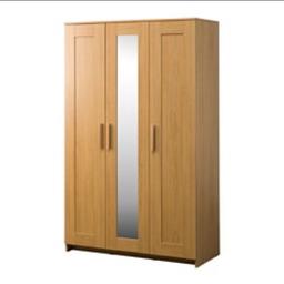 Three Door Wardrobe, Mirror Door in the middle, kept in good condition dismantled.
Very similar to the image. FREE