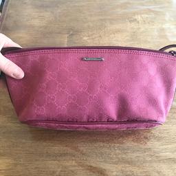 Gucci Pochette shoulder bag. Pink Genuine article, excellent condition. Retails at £200