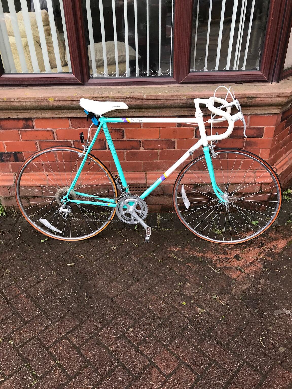 Vintage Raleigh Equipe Road Racing Bike Retro in SK16 Tameside for 50.00 for sale Shpock