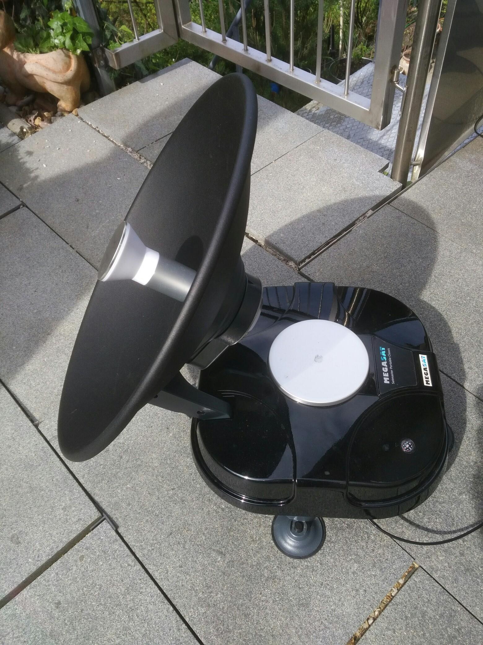 Megasat Satmaster Portable Classic Satanlage in 6130 Schwaz für 400,00