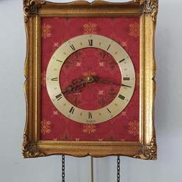 Orologio a pendolo Junghans con contrappesi.
Revisionato e funzionante.
Spedisco.
Quadrante 28x24 cornice in legno.