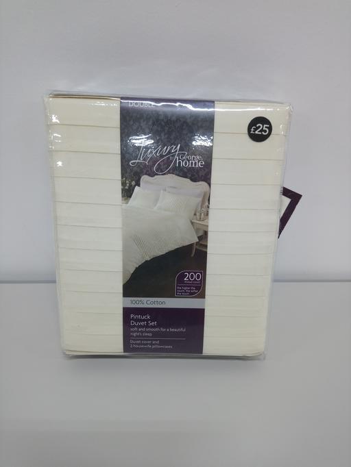 Buy & Sell Ashton-Under-Lyne Tameside - Photos for Pintuck Duvet Cover Set. DOUBLE.