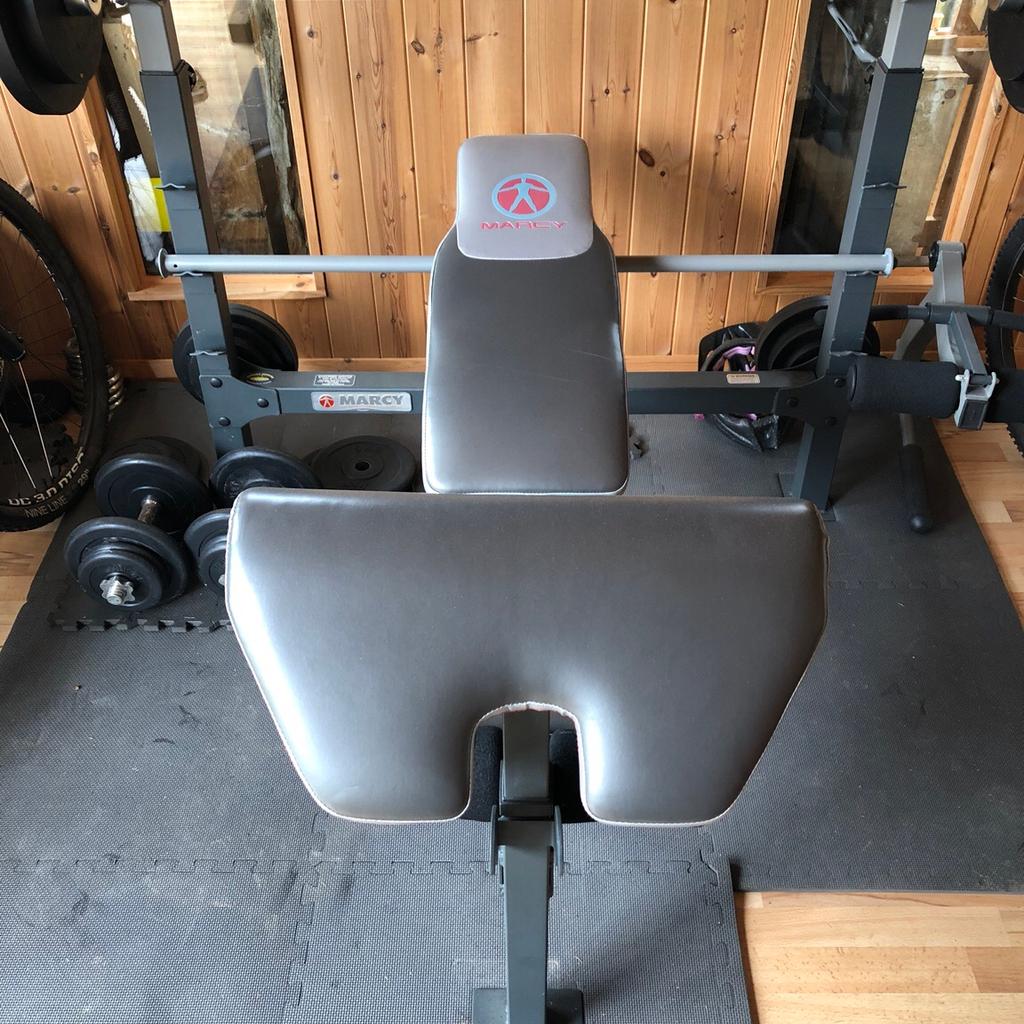 Weights bench and weights in CR5 London für £ 280,00 zum Verkauf