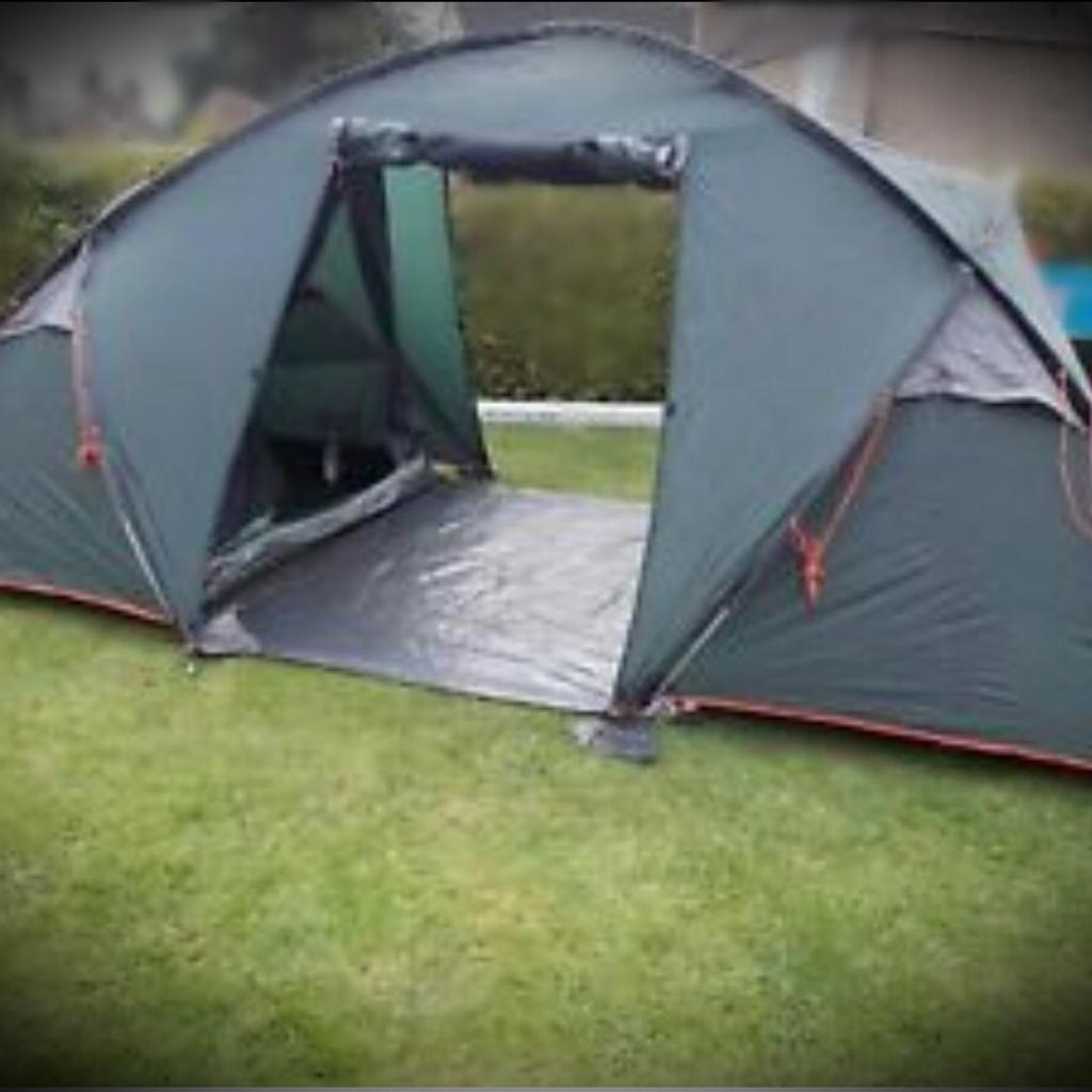 Gelert monsoon 4 4 man tent in Doncaster for 40.00 for sale Shpock