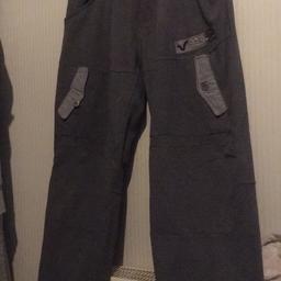 Grey men’s voi tracksuit bottoms
Size XL
Used condition, missing tie from waistband, button loose on pocket and pull on zip missing (see pictures) hence price.
From a smoke free home
Collection from Wrexham