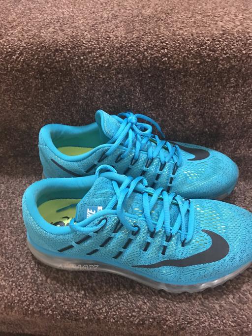 Buy & Sell Rusholme Manchester - Photos for Size 9 men's Nike air max trainers