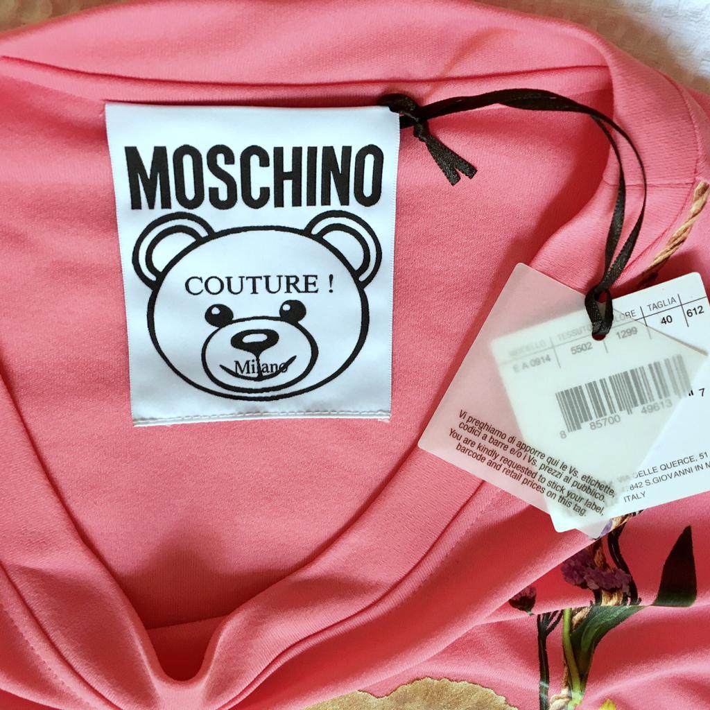 Moschino 2025 prima linea