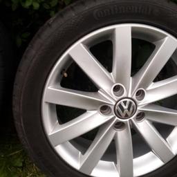 VW allufelge mit sommerreifen 
2 reifen Dunlop und 2 Bridgestone alle 4 sind 4mm bj 2011
5x112 für Passat , Golf V-VI-VII