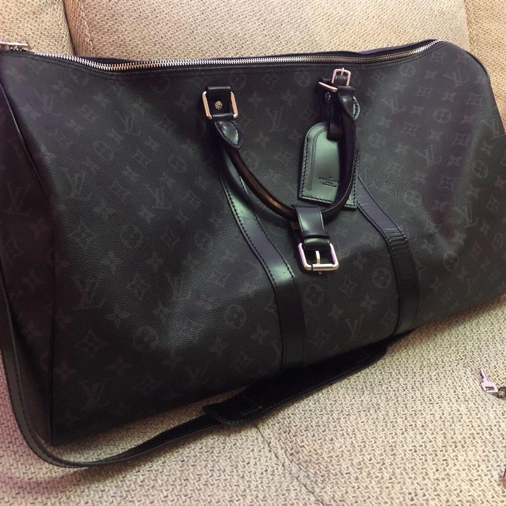 Keepall 55 mit Schulterriemen Monogram Eclipse Canvas