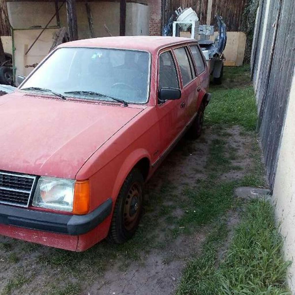 Kadett D Kombi