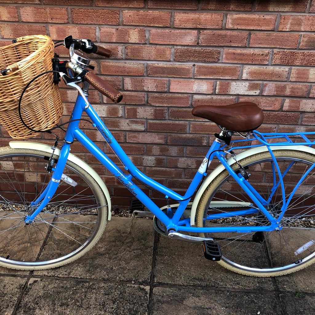 Pendleton Somerville Ladies Hybrid bike in DY12 Forest for 170.00