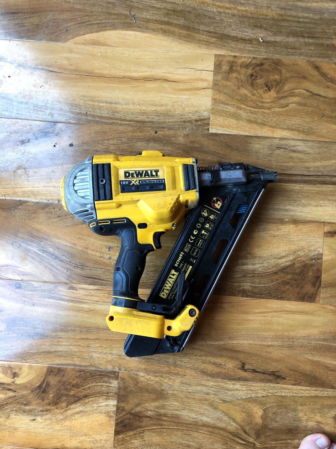 dewalt dcn692 first fix nail gun in SS4 Rochford for £85.00 for sale
