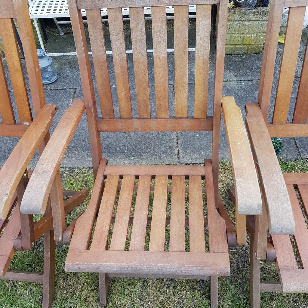 5 wooden garden chairs in TW16 London Borough of Hounslow für 30,00