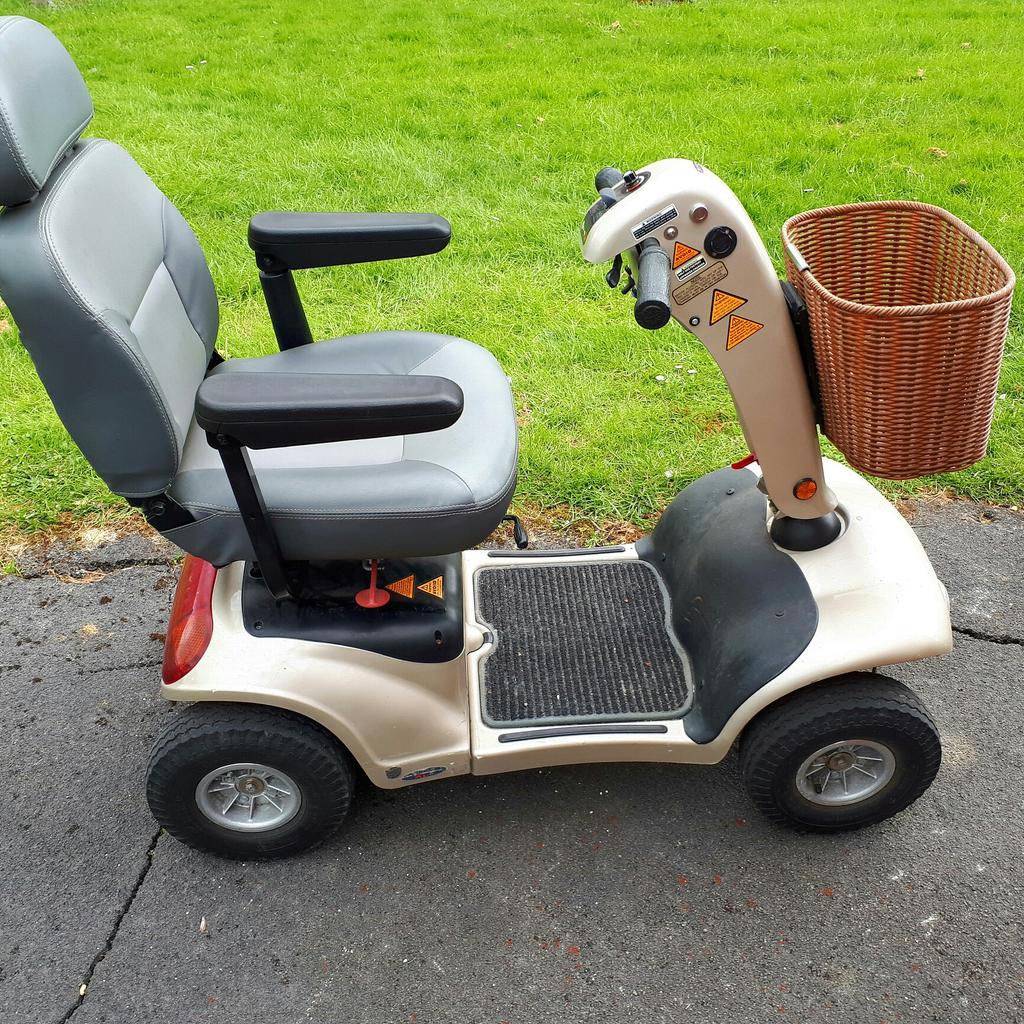 Status XL6 Mobility Scooter (6MPH) in HG1 Harrogate for £150.00 for