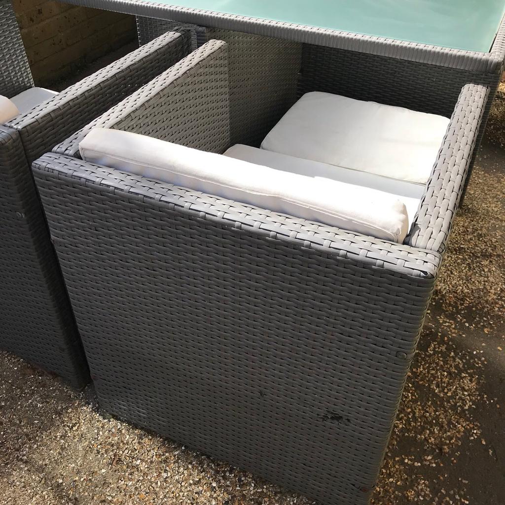 Cube Rattan Table Chairs and Footstools in DT1 Dorset für 75,00 £ zum ...