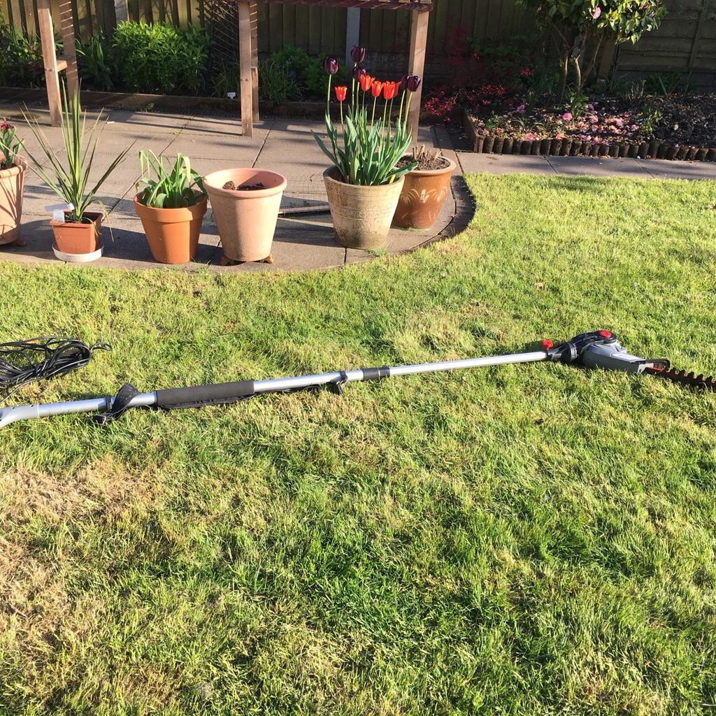 Eckman telescopic hedge trimmer in PR4 Ribble for £50.00 for sale Shpock