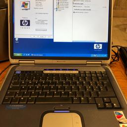 Pc portatile datato ma perfettamente funzionante, con caricabatterie.
1Gb di ram, processore pentium, Disco 40Gb. Sempre ben custodito.
Windows XP