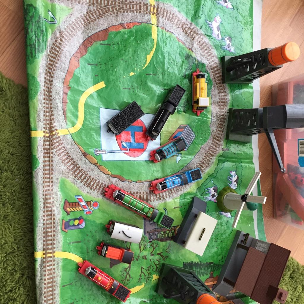 thomas-train-set-carousell