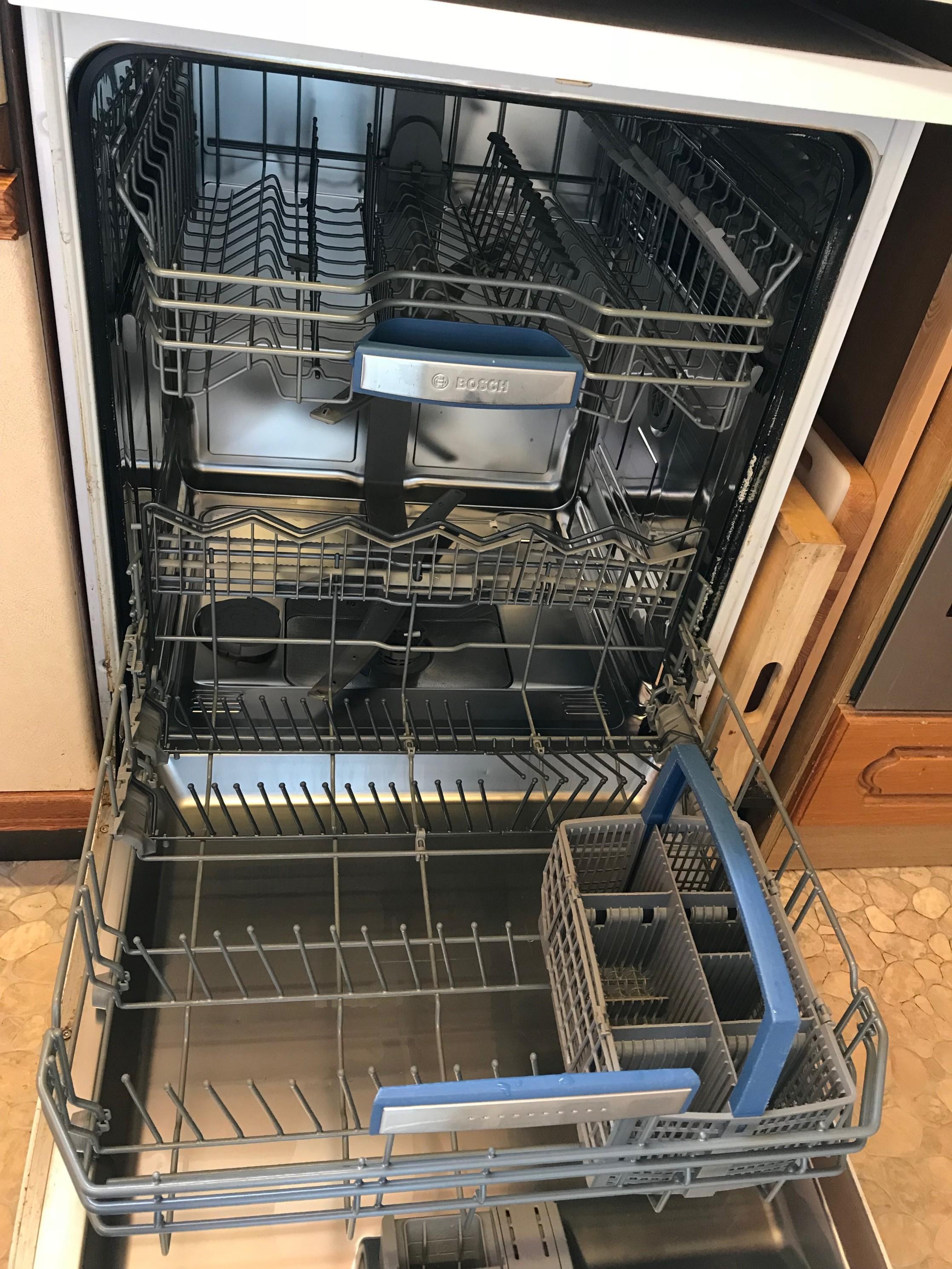 Exxcel Bosch AquaStar 6.5L 60cm Dishwasher in M21 Manchester for £50.00