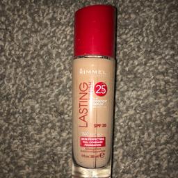 Rimmel 25hr Long Lasting Foundation

-200 Soft Beige
-Brand New

Bought The Wrong Colour